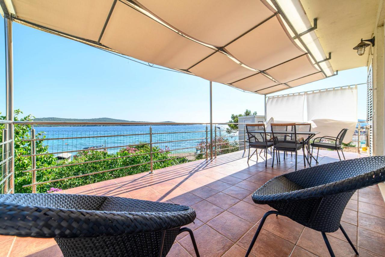 Apartment Seaside Жаборич Экстерьер фото