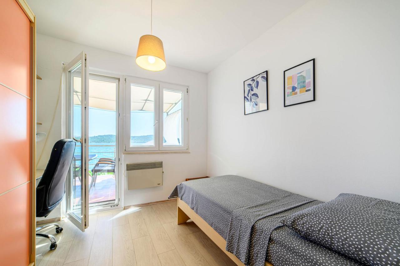 Apartment Seaside Жаборич Экстерьер фото