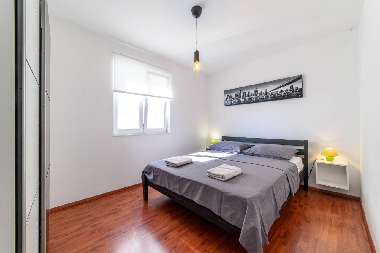 Apartment Seaside Жаборич Экстерьер фото