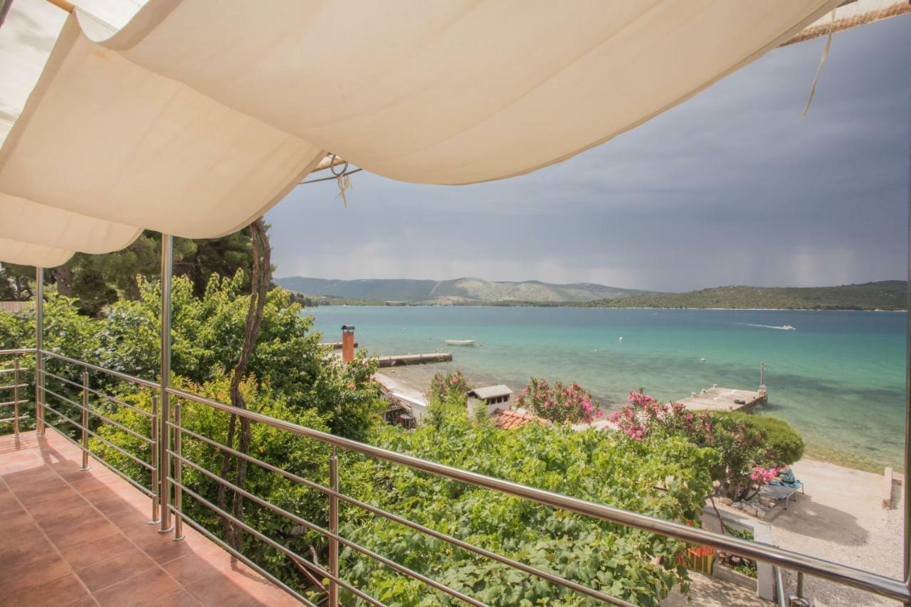 Apartment Seaside Жаборич Экстерьер фото